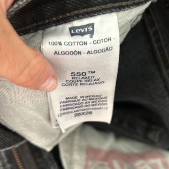 Vintage Levi’s 550 Jeans, W26 L26 Relaxed Fit - Picture 4 of 5